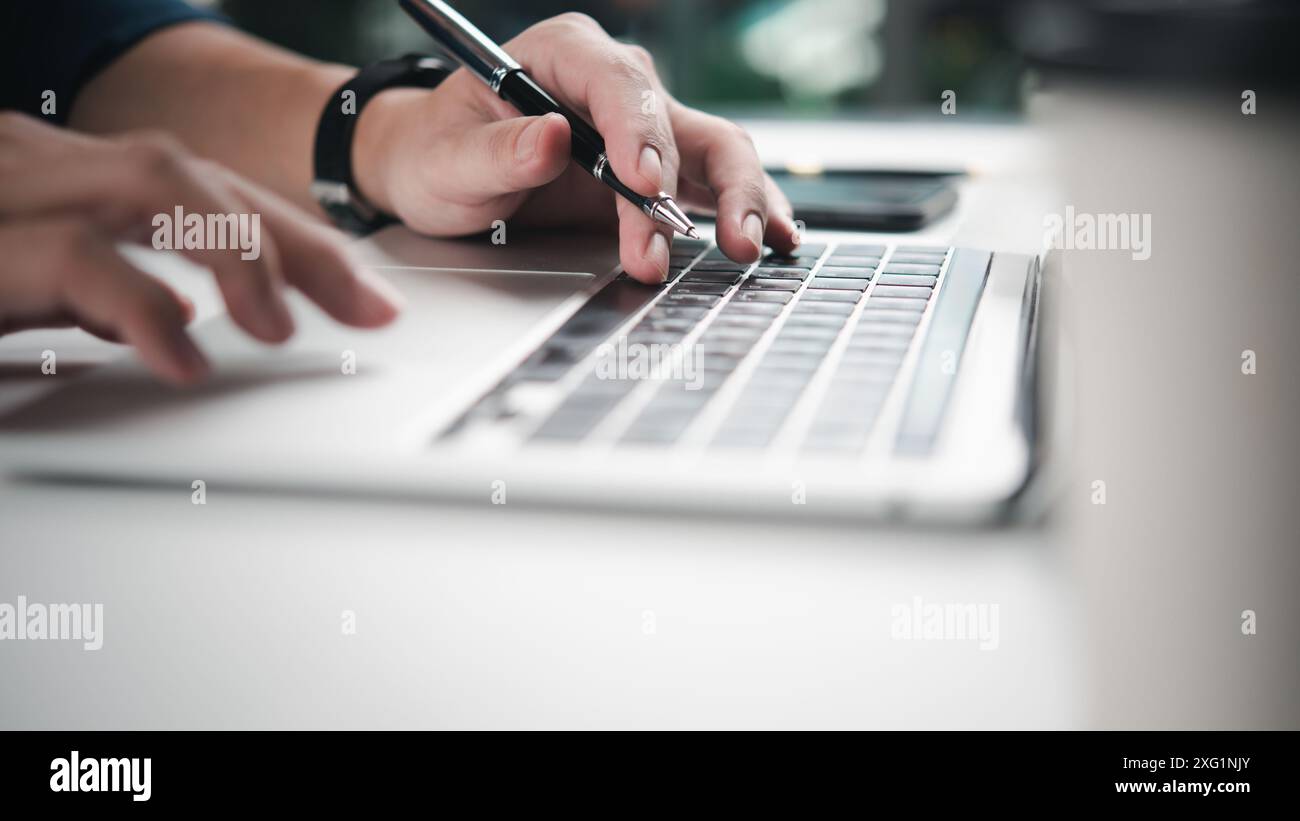 Keyboard visuals hi-res stock photography and images - Alamy