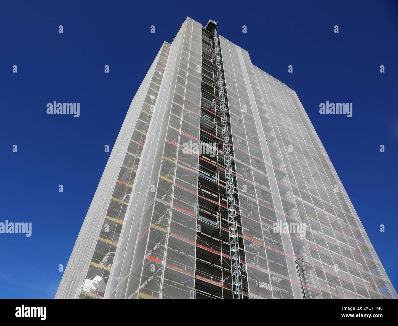 Modern skyscraper construction insulating panels for energy efficiency ...