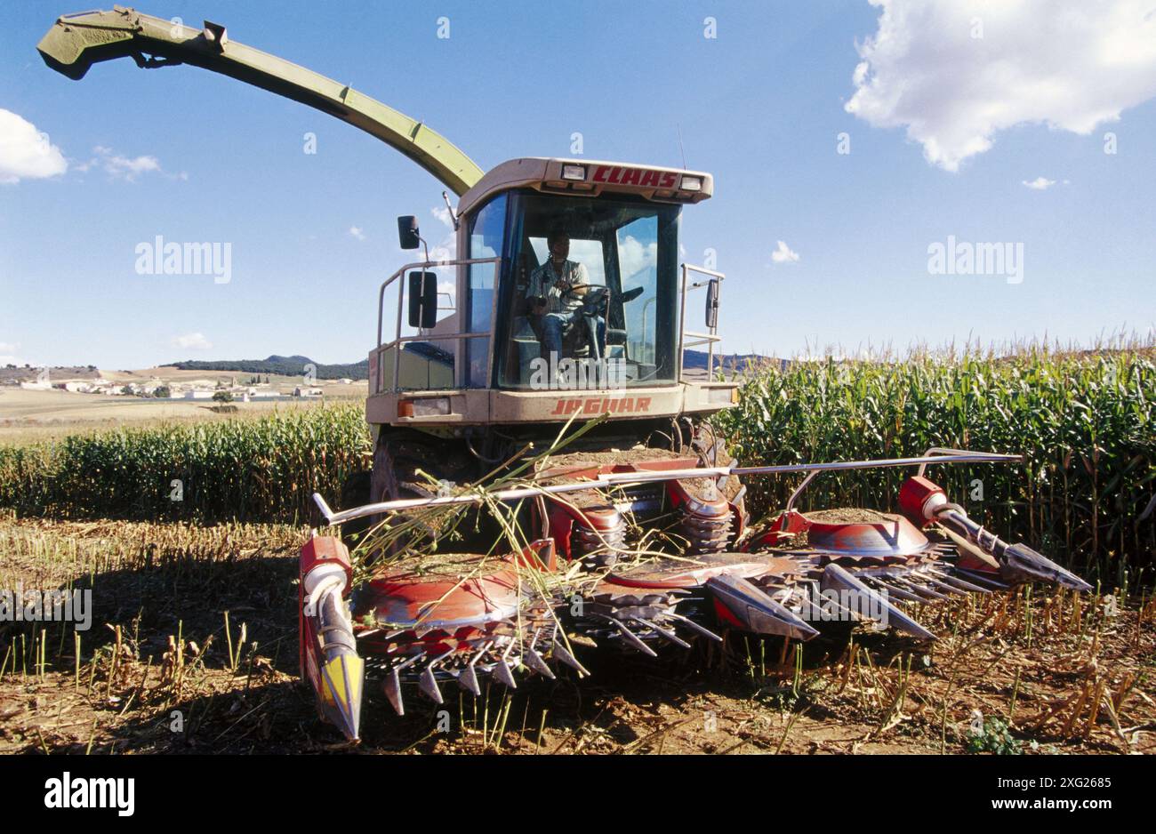 Combine combines harvester hi-res stock photography and images - Alamy