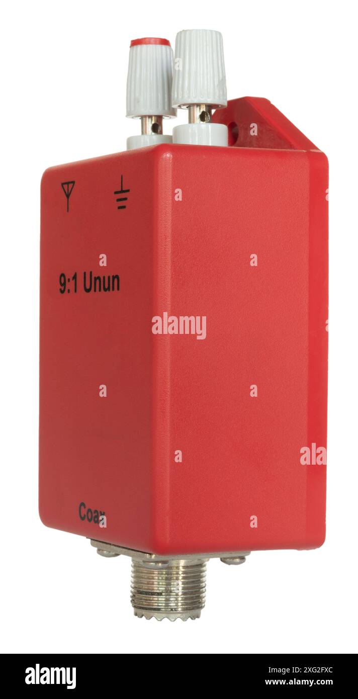 Nine to 1 unun used to connect a single line antenna to a balanced ...