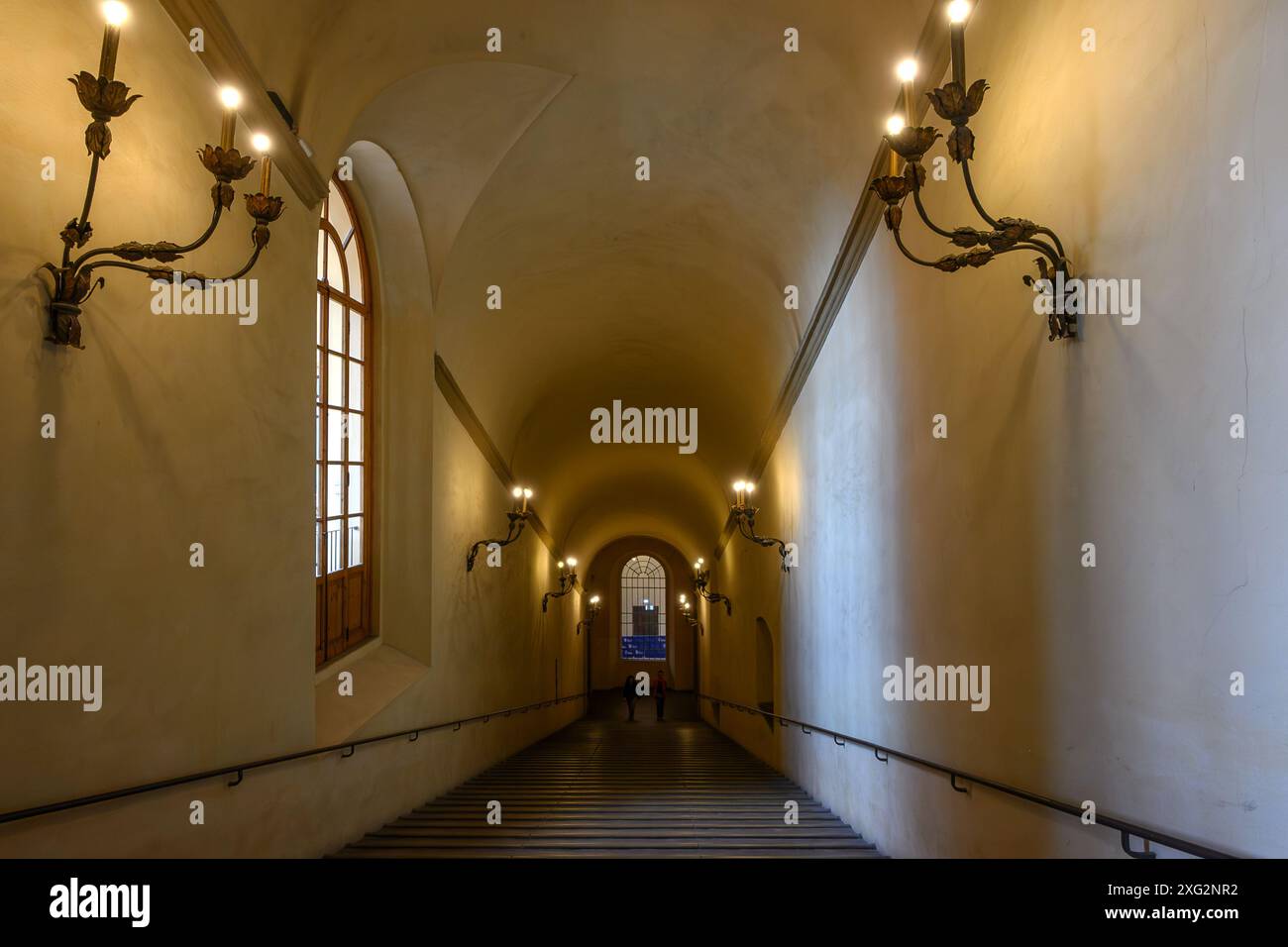 Stepped ramp hi-res stock photography and images - Alamy