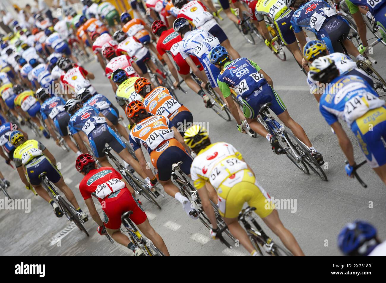Road biking, race start Stock Photo - Alamy