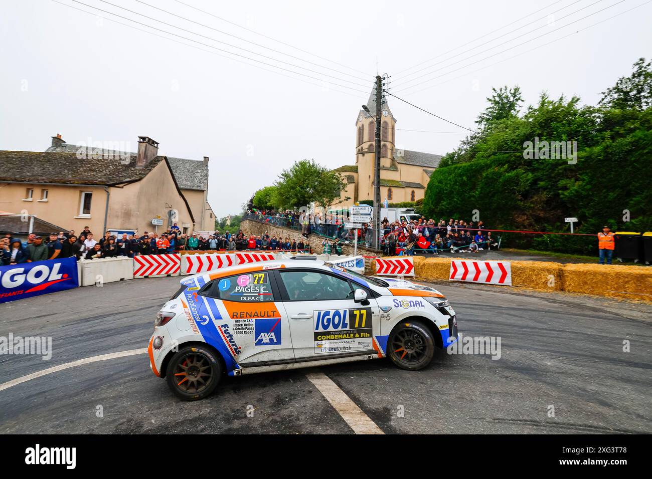 77 OLEA Charlotte, PAGES Cecile, Renault Clio Rally5, action during the Rallye Aveyron Rouergue - Occitanie 2024, 5th round of the Championnat de France des Rallyes 2024, from July 4 to 6 in Rodez, France - Photo Grégory Lenormand/DPPI Credit: DPPI Media/Alamy Live News Stock Photo