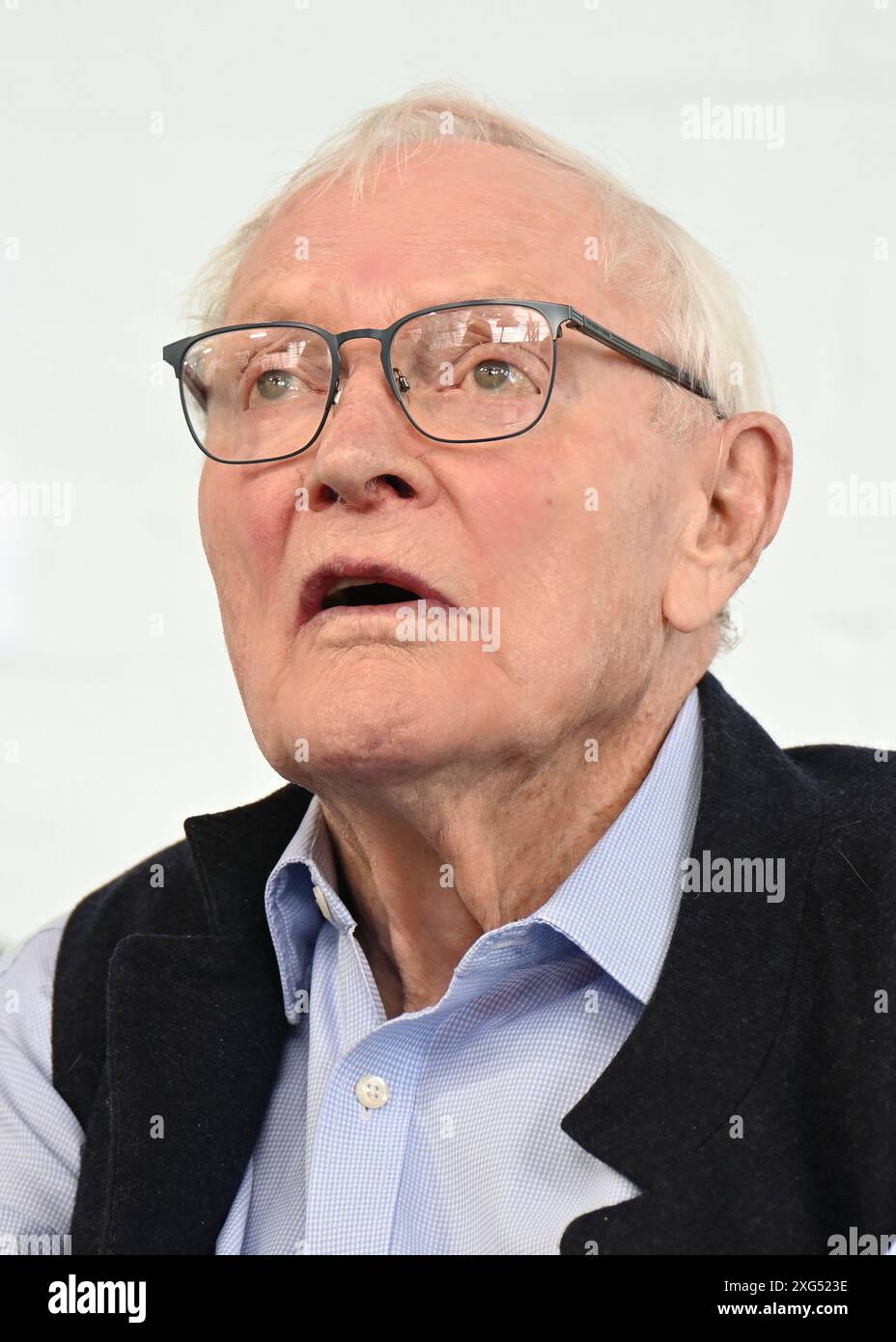 LONDON, UK. 6th July, 2024. Julian Glover at the Film and TV star signing autographs for fans at London Film and Comic Con at Olympia London, UK. Credit: See Li/Picture Capital/Alamy Live News Stock Photo