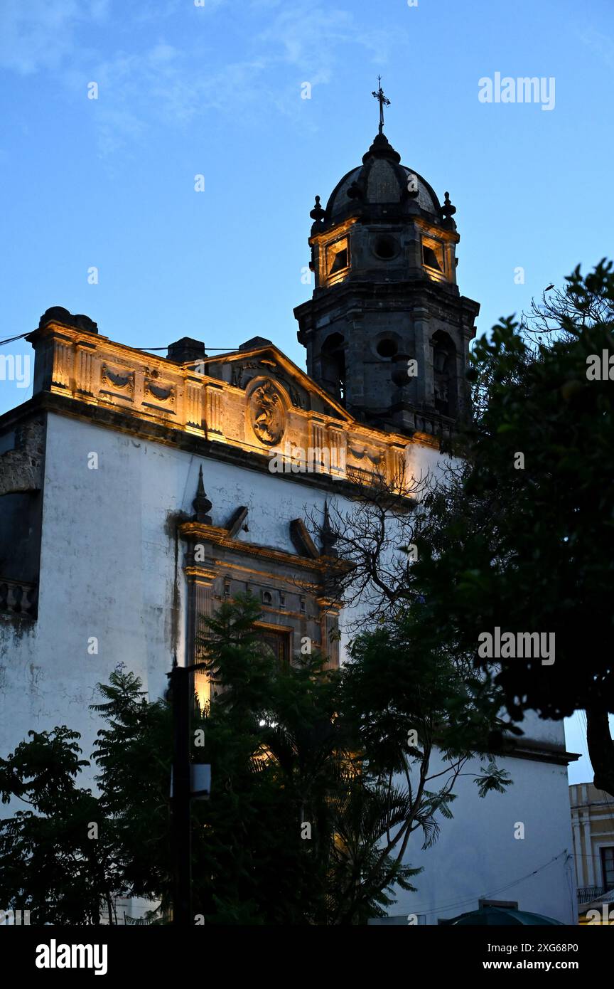 Iglesia lee hi-res stock photography and images - Alamy