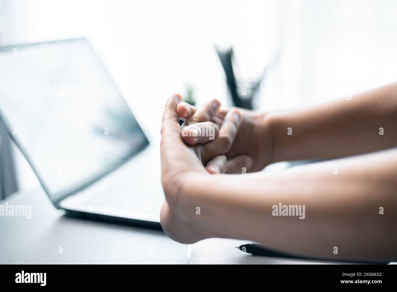 Human hand muscles computer hi-res stock photography and images - Alamy