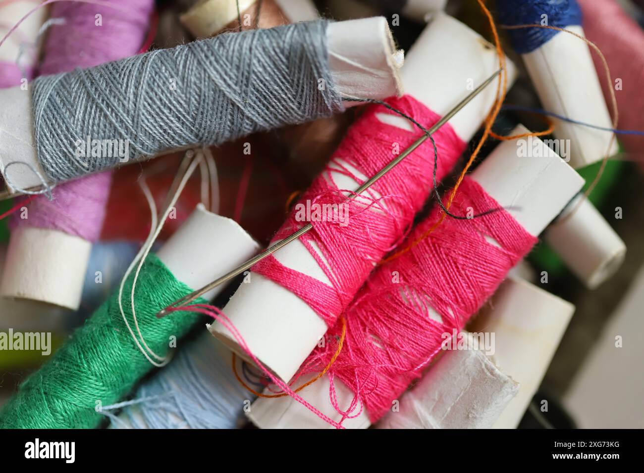 Need And Thread String Closeup needle threads hi-res stock photography and images - Alamy