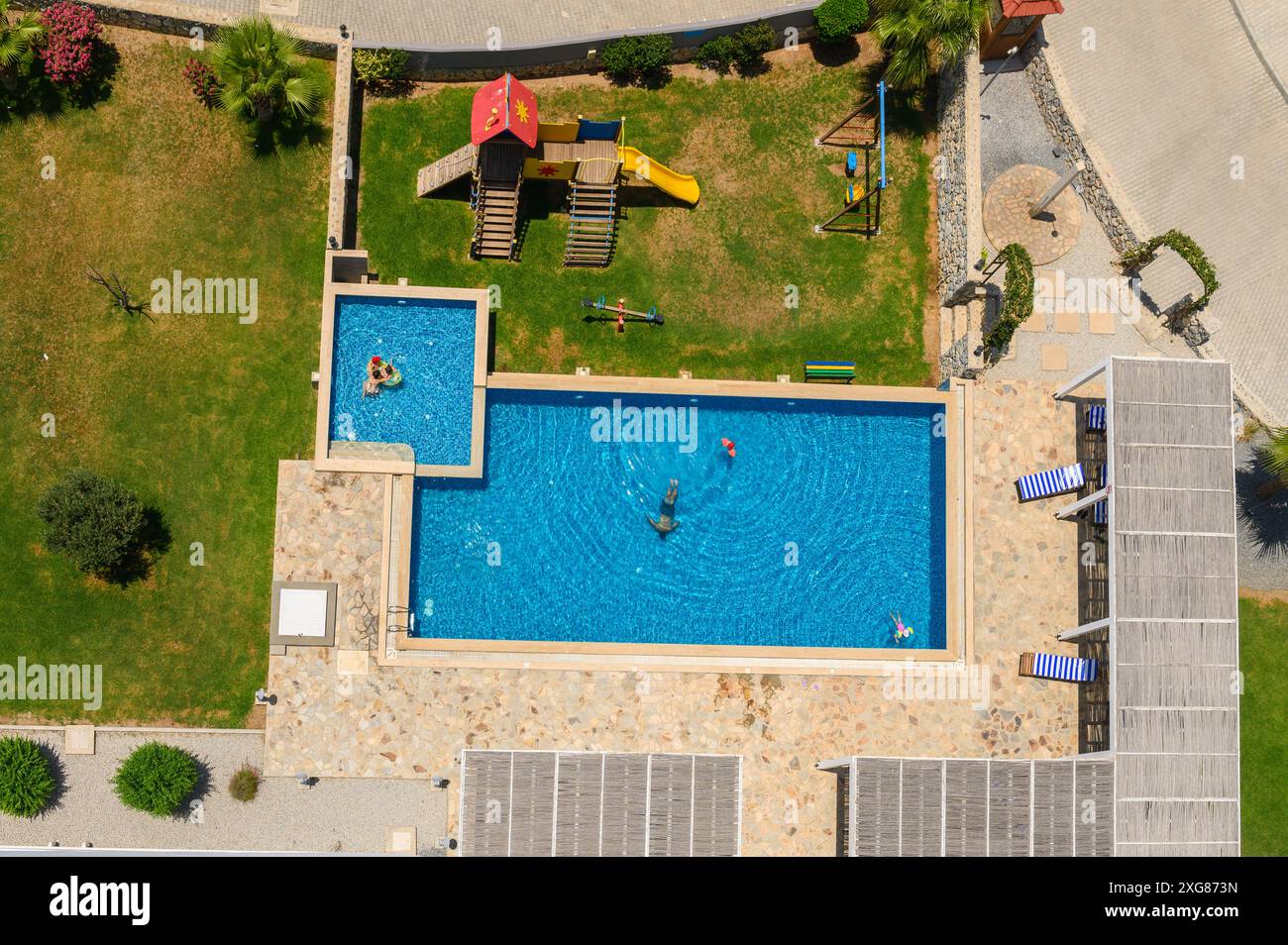Overhead shot pile empty hi-res stock photography and images - Alamy