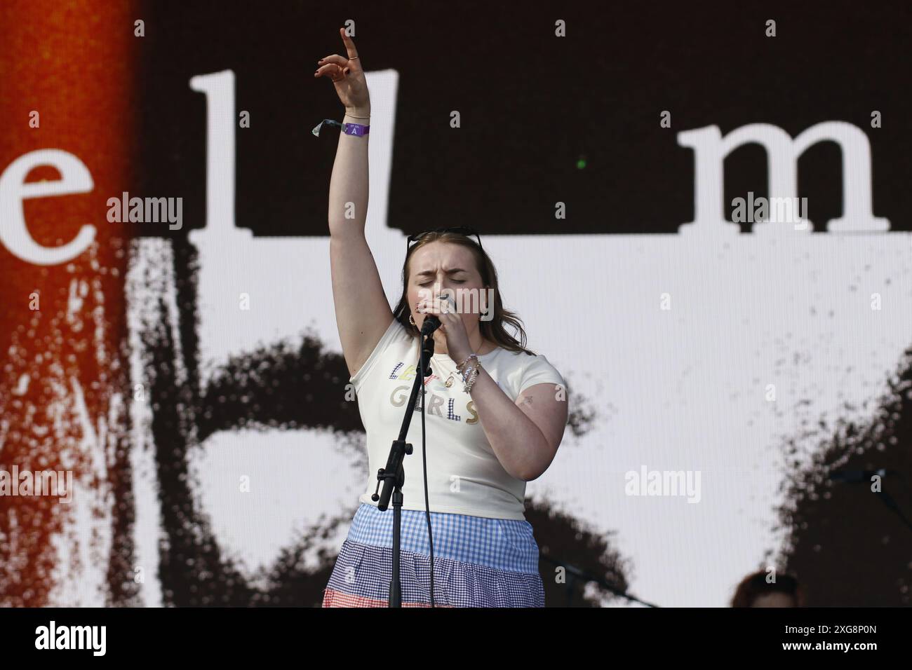 London, UK. 07th July, 2024. 7th July 2024 London UK Nell Mescal during BST Hyde Park Credit: clubpaparazzi/Alamy Live News Stock Photo