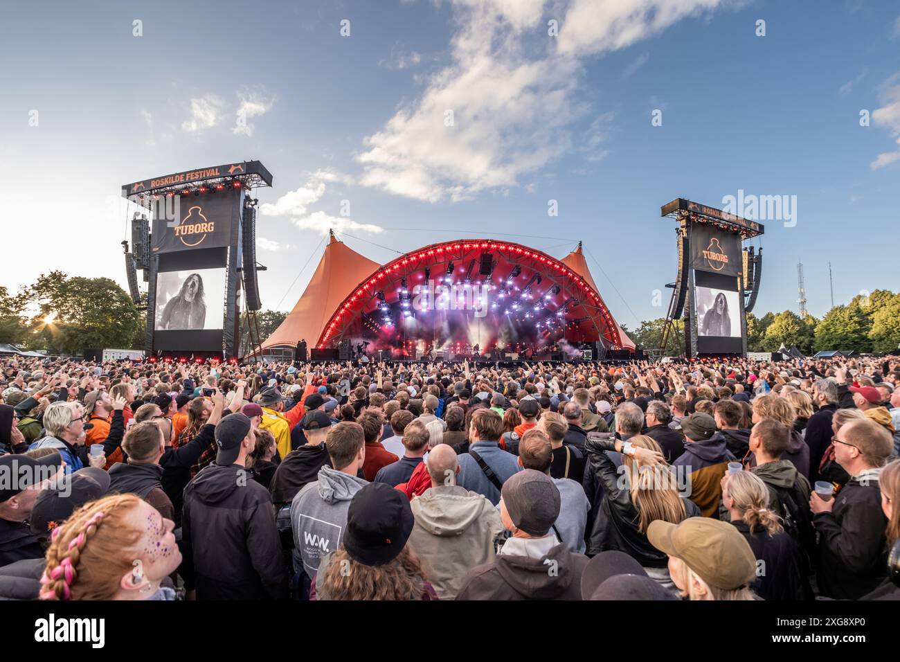 Roskilde, Denmark. 05th, July 2024. Festival goers seen in front of the ...