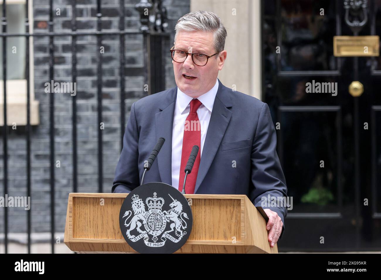 Incoming Prime Minister Sir Keir Starmer delivers a speech on Downing ...