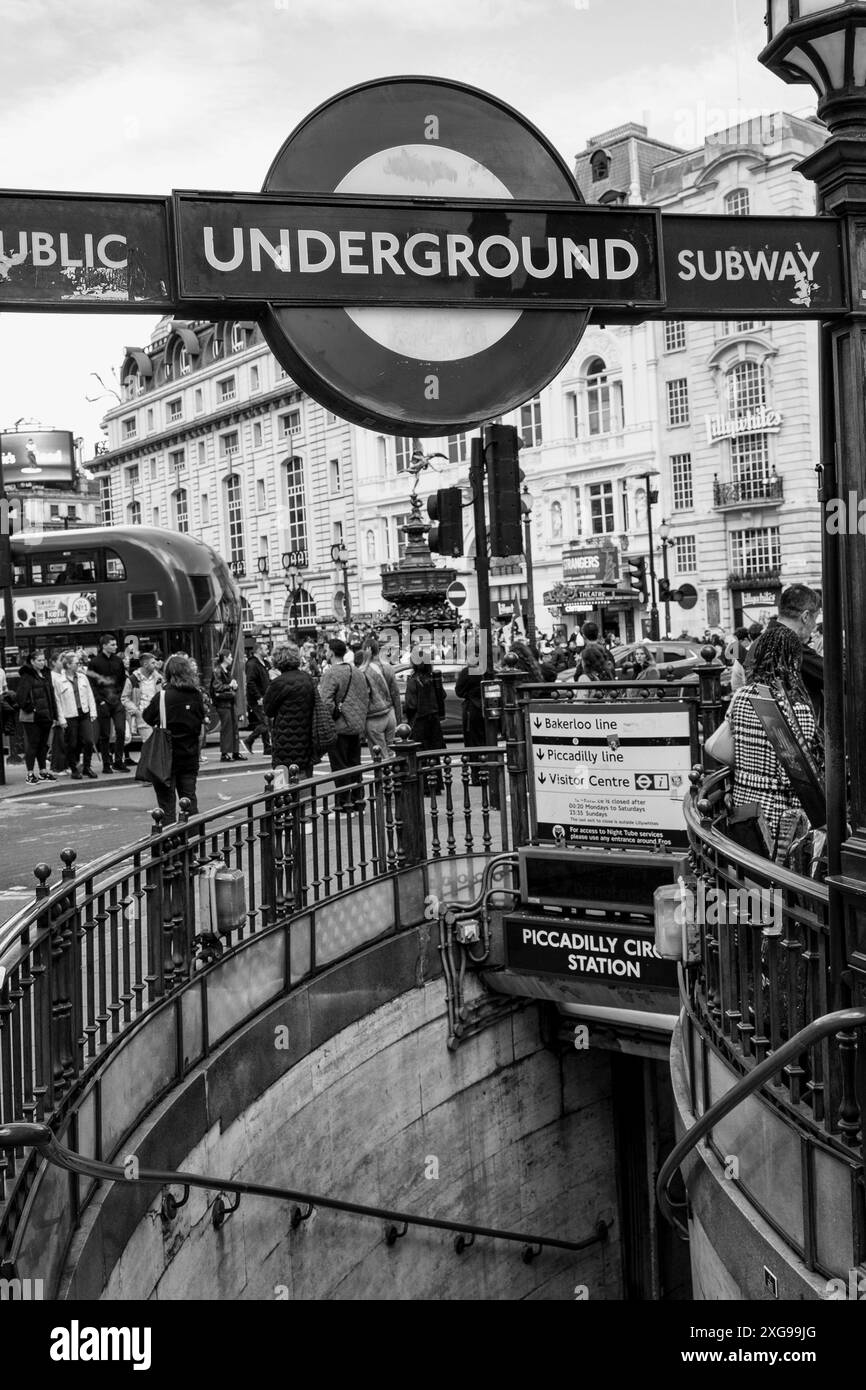 Skyline experience Black and White Stock Photos Images Alamy Skyline experience Black and White Stock Photos Images Alamy