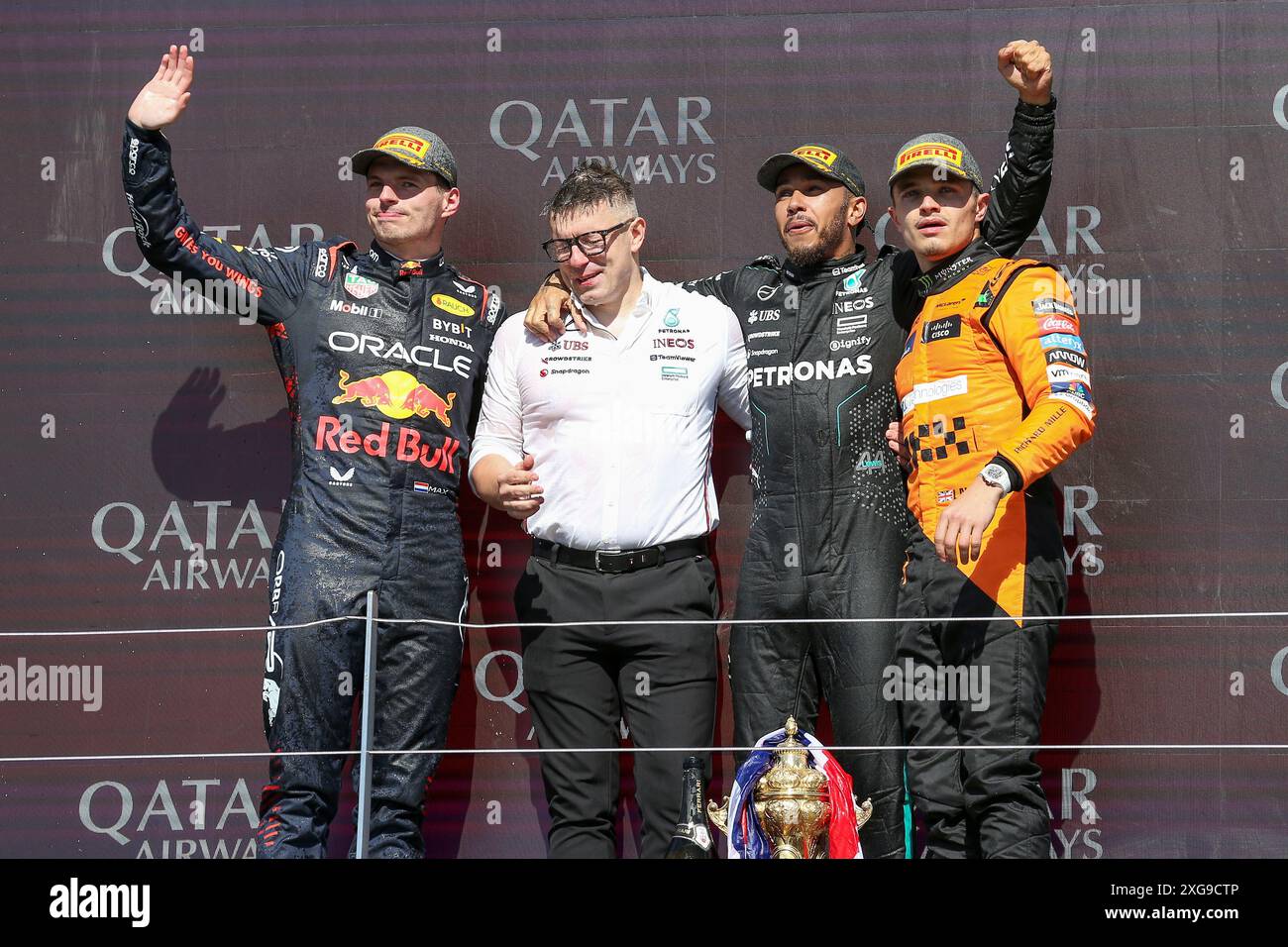 Silverstone, UK. 07th July, 2024. Max Verstappen 1 (NED), HONDA Red Bull Racing RB20 Peter Bonnington Lewis Hamilton 44 (GBR), Mercedes AMG Petronas W15 celebrates Lando Norris 4 (GBR), McLaren MCL38 podium during the Formula One Qatar Airways British Grand Prix at the Silverstone Circuit, Silverstone, England, United Kingdom on 7 July 2024 Credit: Every Second Media/Alamy Live News Stock Photo