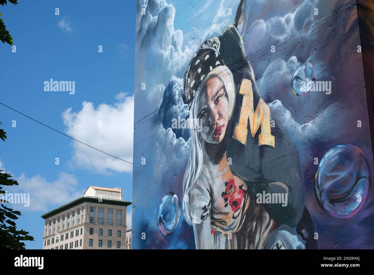 Mural on a parking structure at the university of michigan flint in