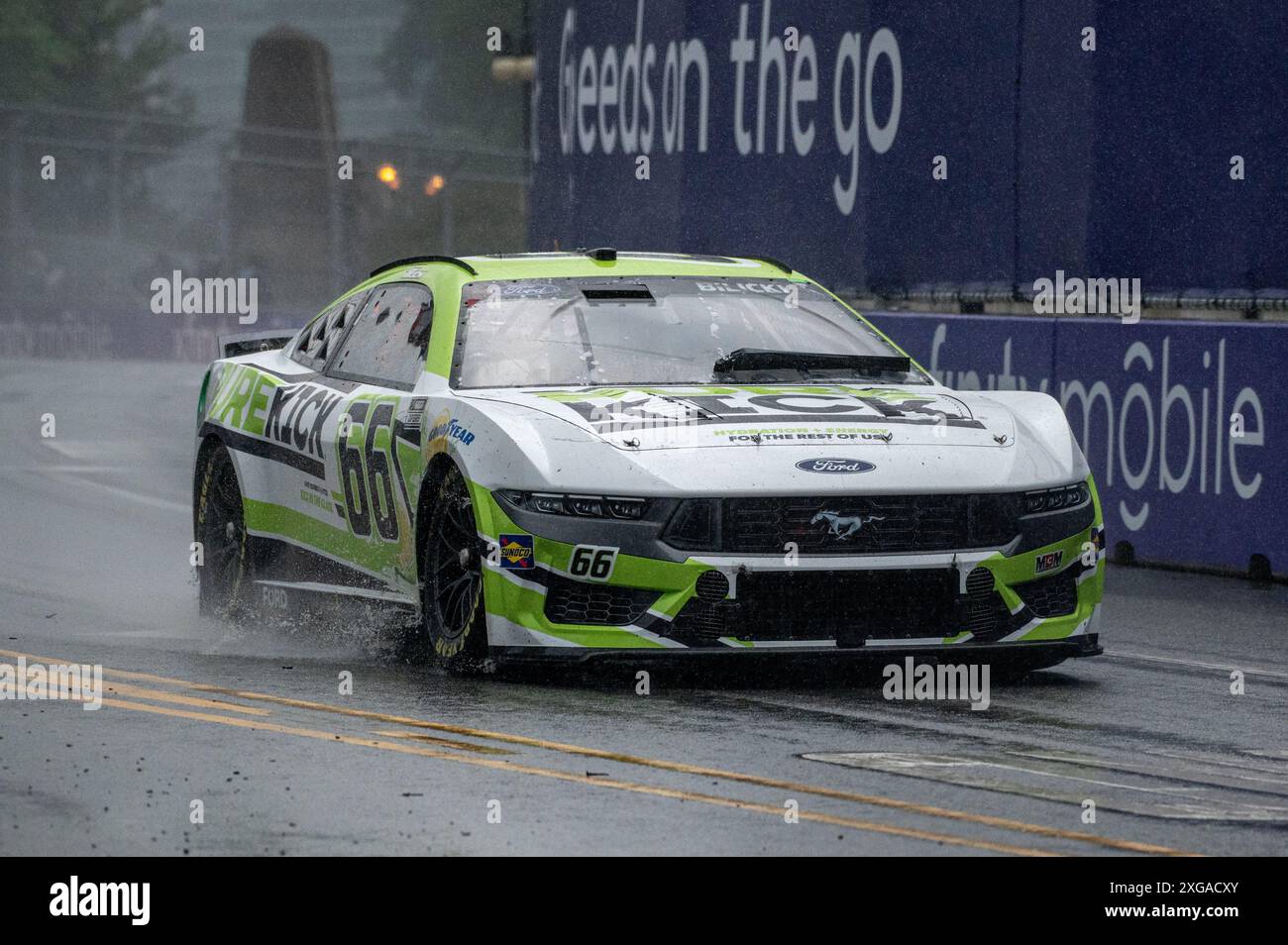 NASCAR Chicago Street race, Grant Park 165, final day of NASCAR street ...