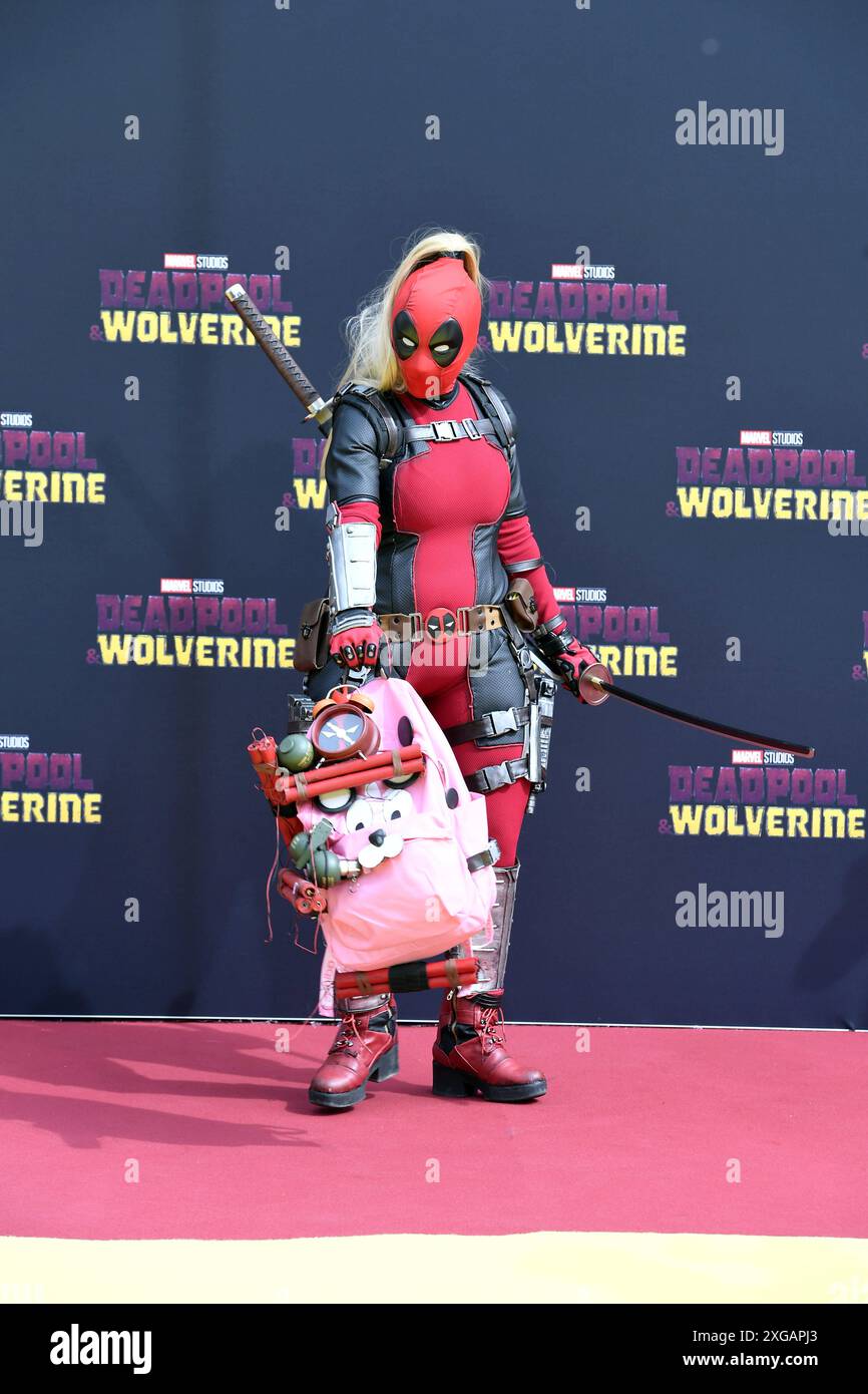 Darsteller bei der Premiere DEADPOOL and WOLVERINE in Berlin am 06.07.2024 *** Performers at the