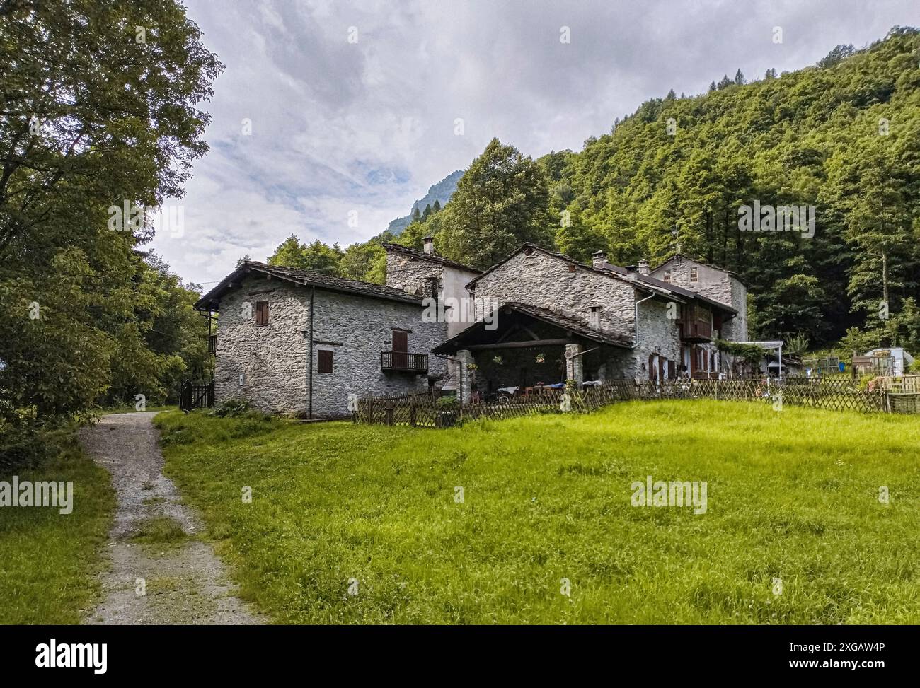 Montagna Tipica Hi res Stock Photography And Images Alamy