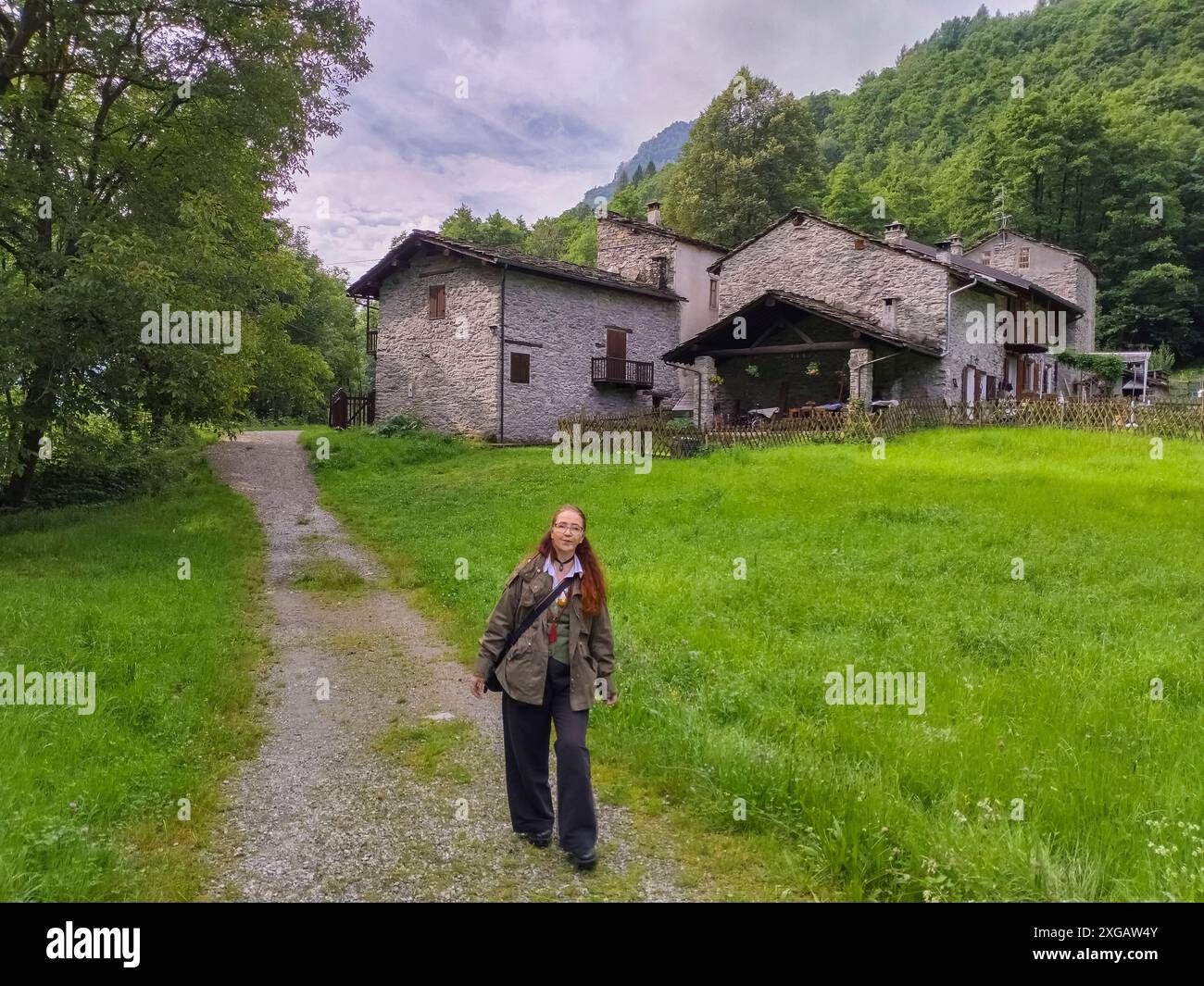 Ragazza Grande Hi res Stock Photography And Images Alamy