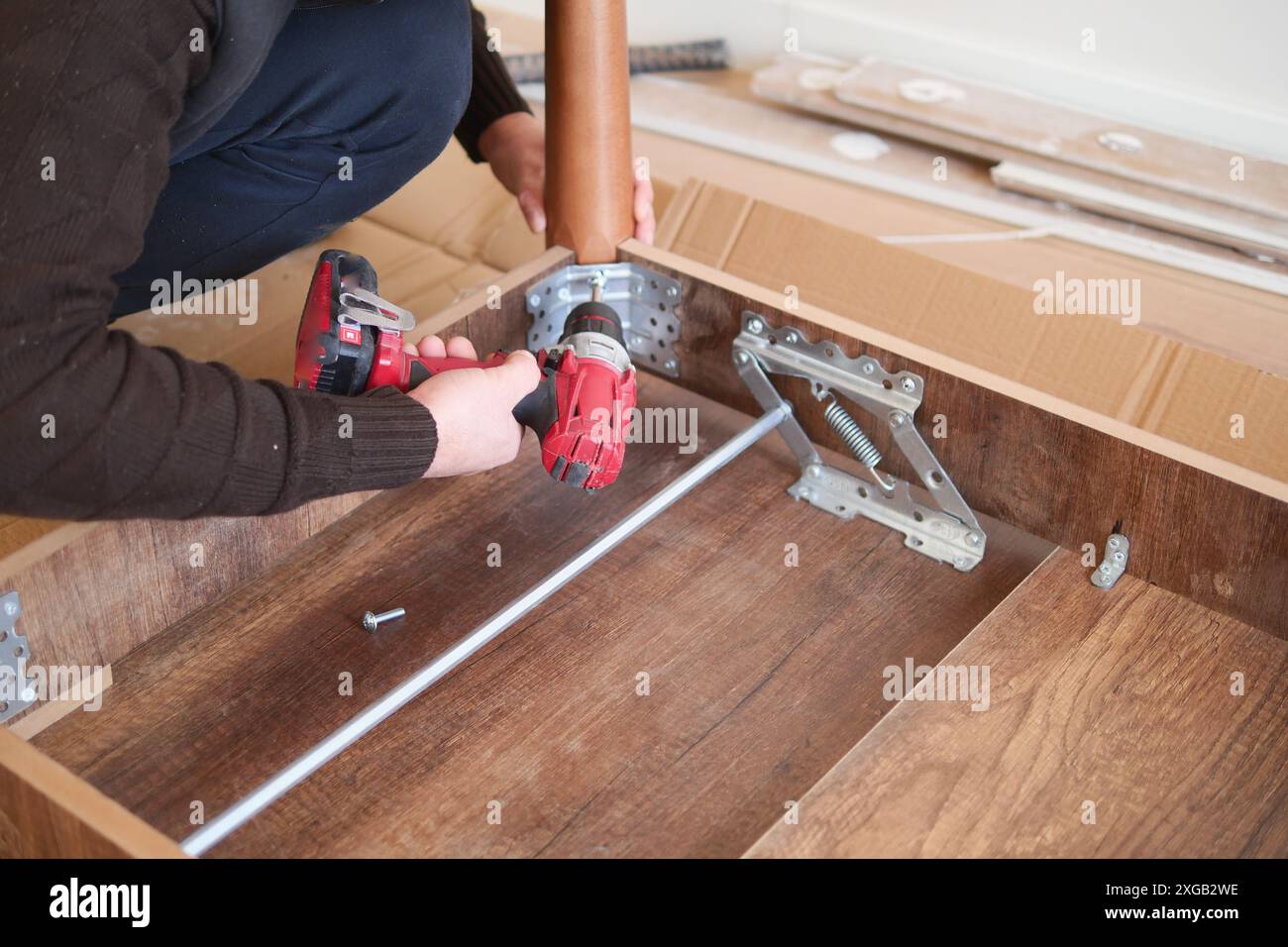 Instructions For Making Wooden Furniture Frames With A Power Drill In