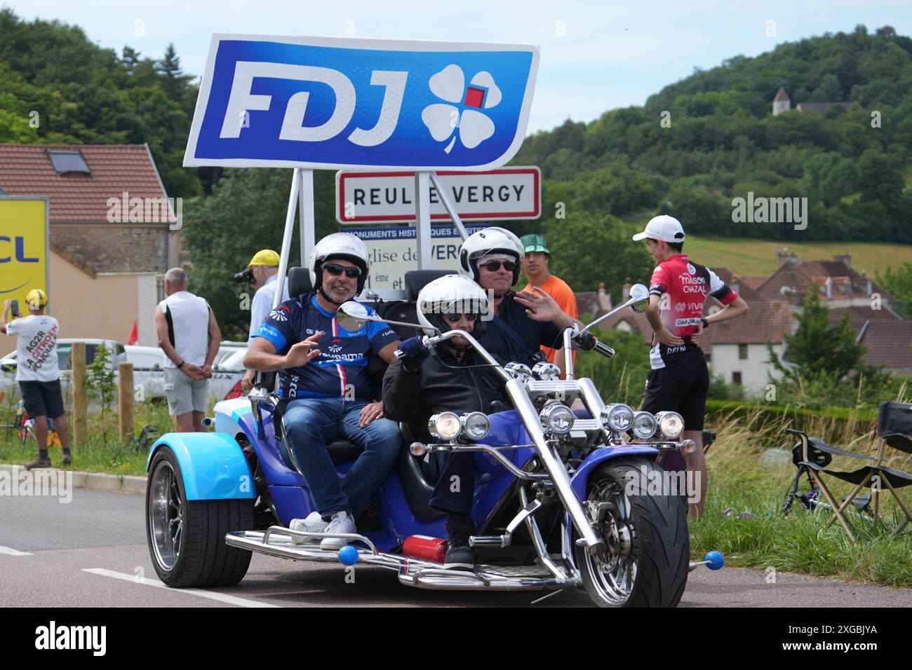 Flèche caravane publicitaire TOUR DE FRANCE 2024