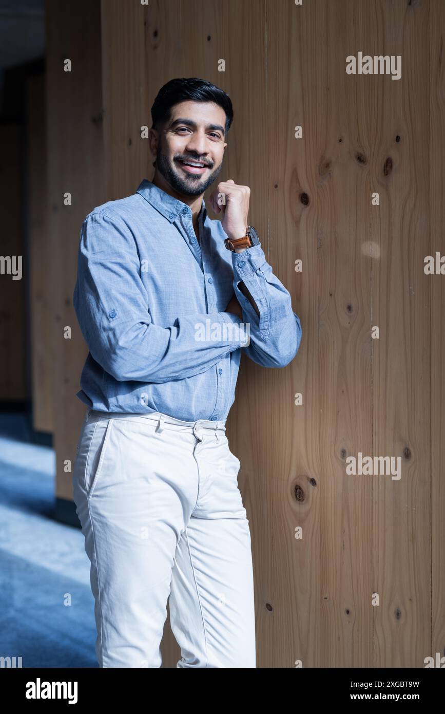 Person in casual attire hi-res stock photography and images - Alamy