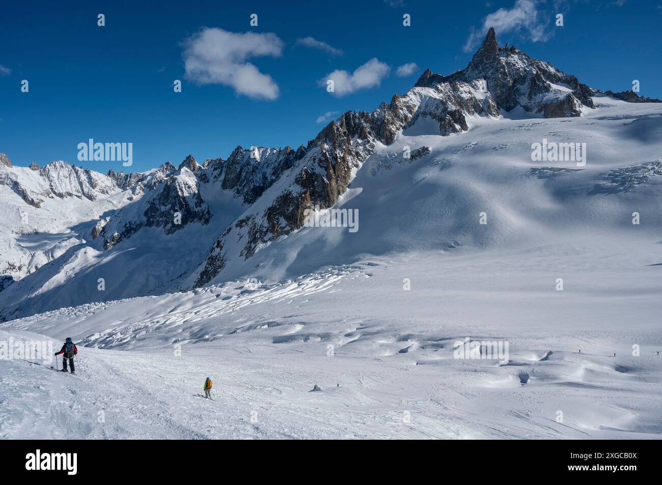 Aiguille du midi glacier du geant hi-res stock photography and images ...