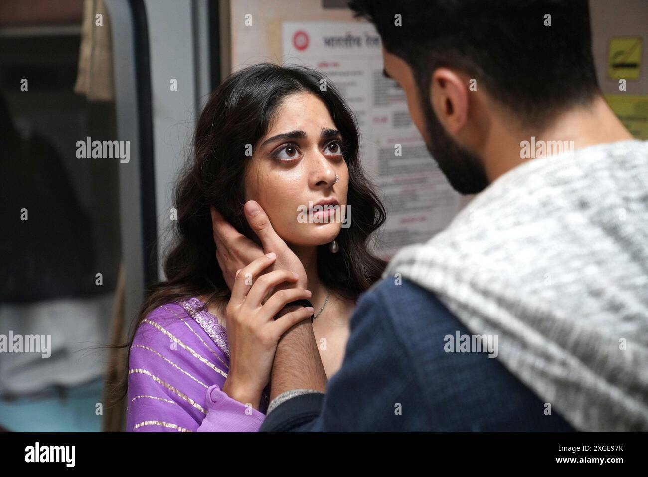 KILL, from left: Tanya Maniktala, Lakshya, 2023. © Roadside Attractions ...