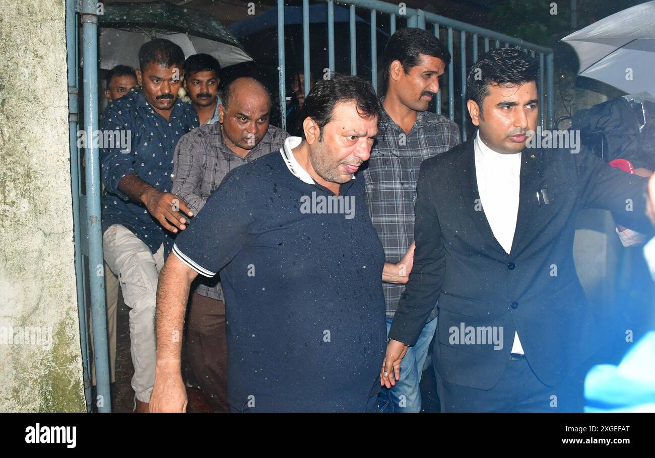 MUMBAI, INDIA - JULY 8: Accused Rajesh Shah, the father of Mihir Shah who came out from Sewree Court involved in the Worli hit-and-run case, has been granted bail by the Sewree Court on July 8, 2024 in Mumbai, India. A Mumbai court granted bail to Shiv Sena leader Rajesh Shah in the BMW hit-and-run case. The Shah family's driver, Rajrishi Bidawat, also an accused in the case, was sent to police custody till Tuesday. The Sena leader's son, Mihir Shah (24), was allegedly driving the BMW car which fatally knocked down a woman, Kaveri Nakhwa (45), and injured her husband Pradeep while the couple w Stock Photo