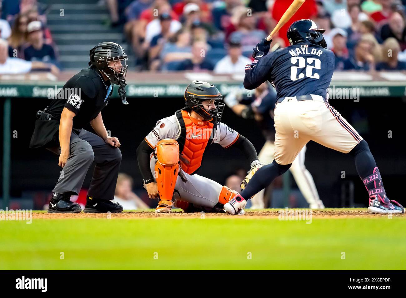 Cleveland, Oh, USA. 5th July, 2024. Home plate umpire Jonathan Parra (121) officiates the game between the Cleveland Guardians and the visiting San Francisco Giants at Progressive Field in Cleveland, OH. San Francisco goes on to win 4-2. (Credit Image: © Walter G. Arce Sr./ASP via ZUMA Press Wire) EDITORIAL USAGE ONLY! Not for Commercial USAGE! Stock Photo