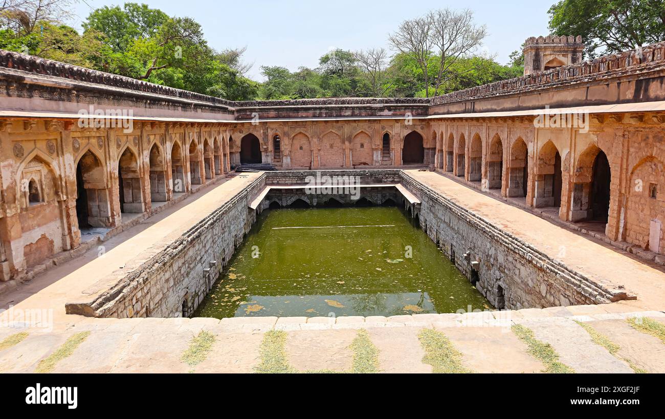 View of Rajon ki Baoli, 15th-century Lodi era architecture, Mehrauli ...