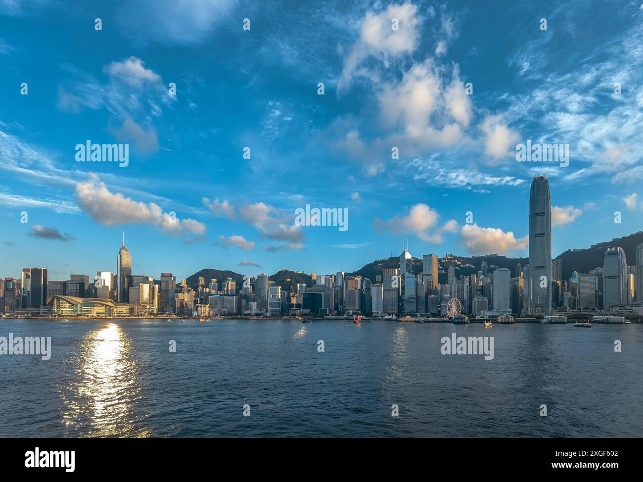 Hong kong victoria peak nature people hi-res stock photography and ...