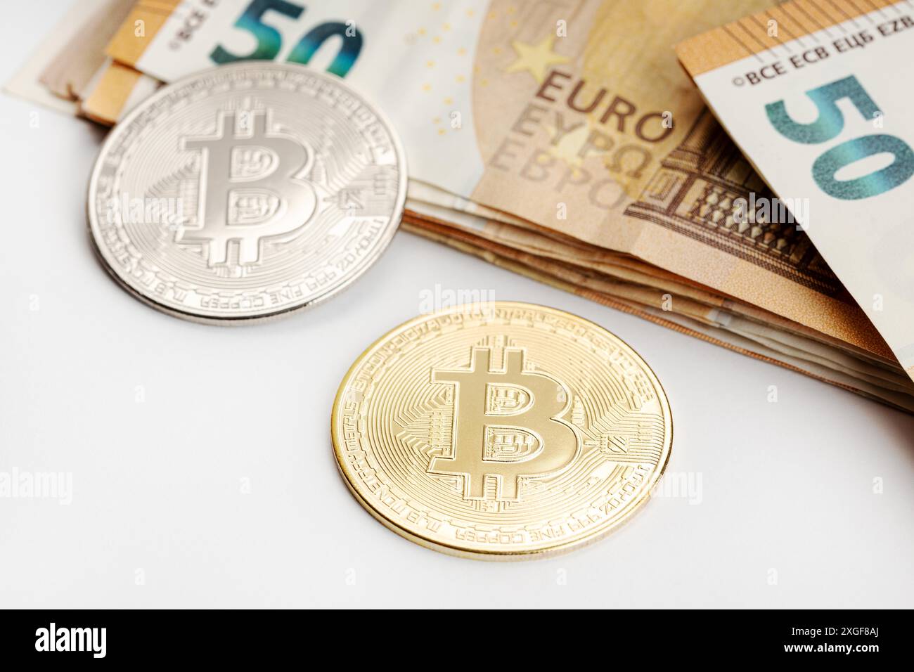 Digital fiat currency hi-res stock photography and images - Alamy