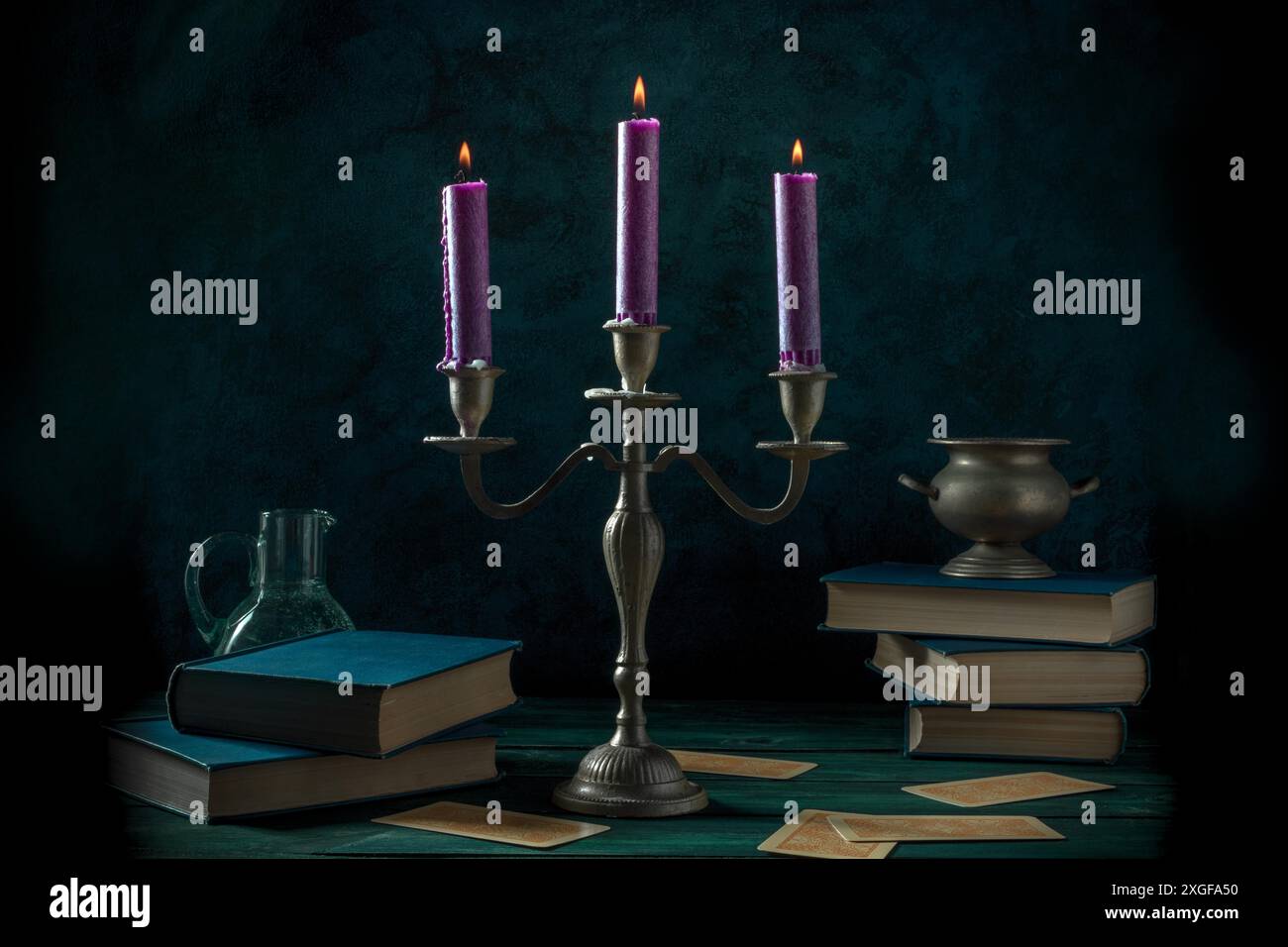 Occult studies hi-res stock photography and images - Alamy