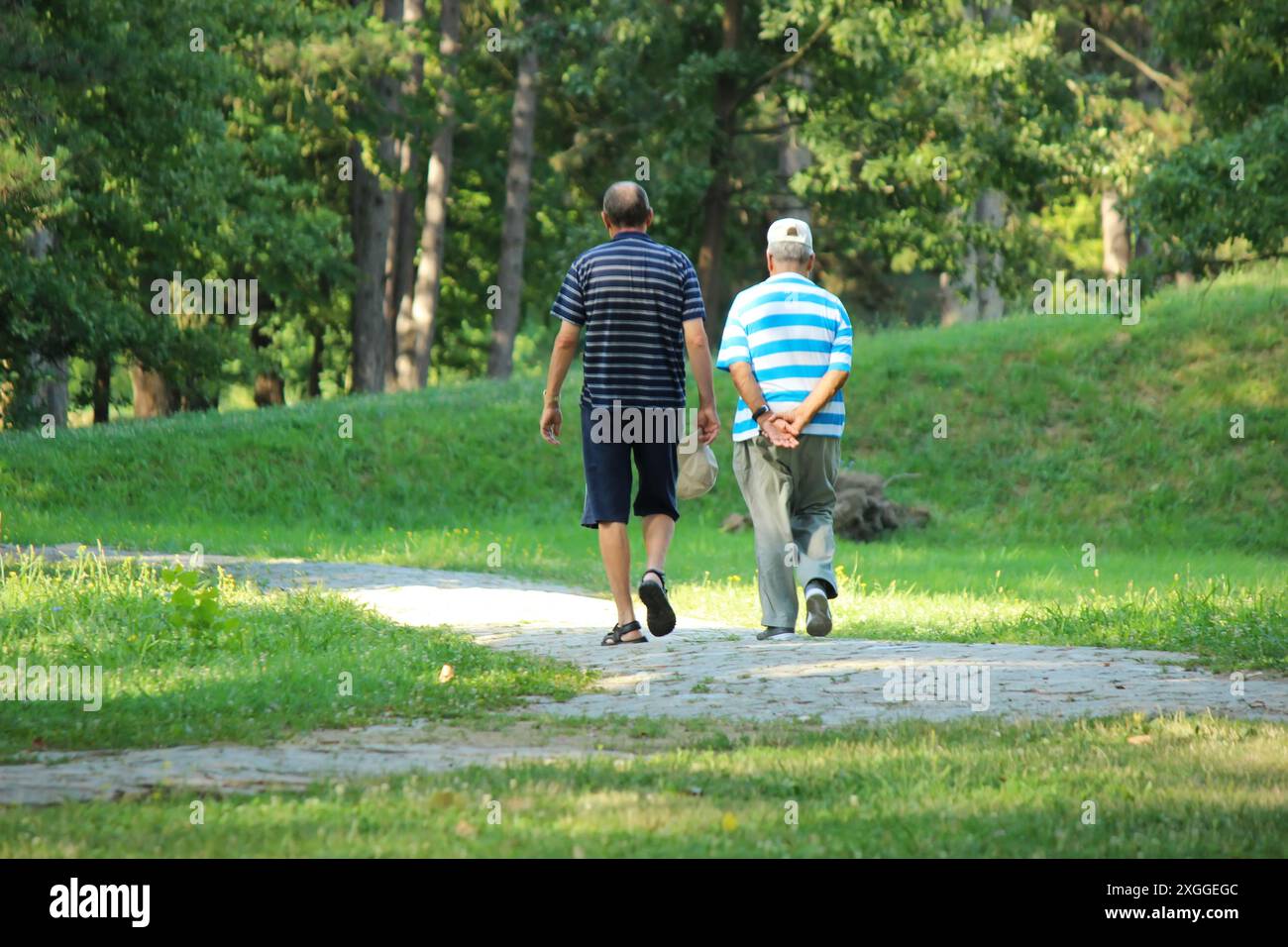Two elderly men relax hi-res stock photography and images - Alamy