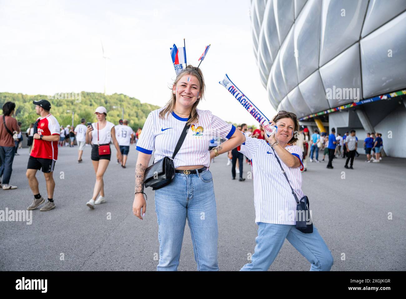 Munich, Germany. 09th, July 2024. Football fans of France arrive at the