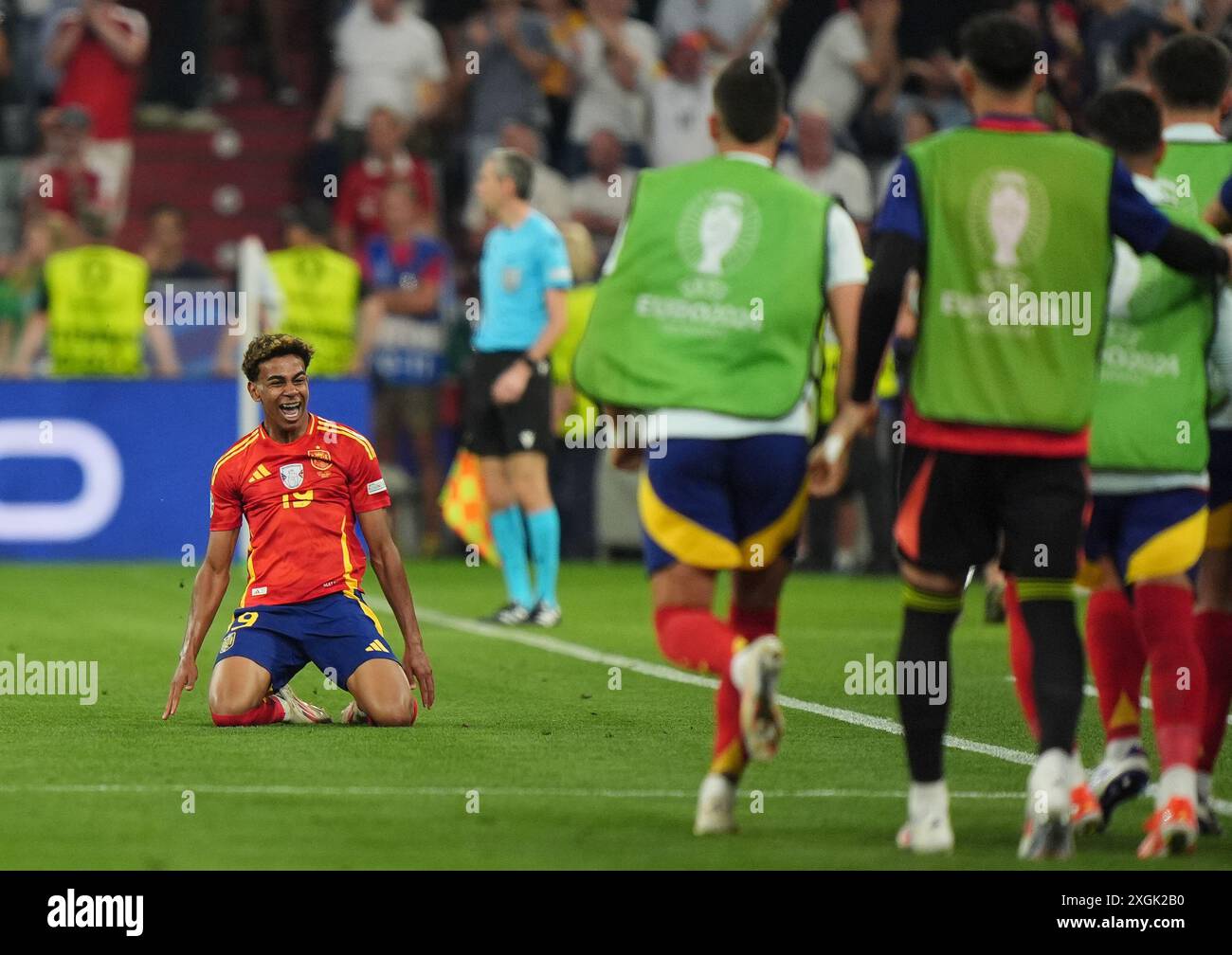 Spain's Lamine Yamal celebrates after scoring their side's first goal