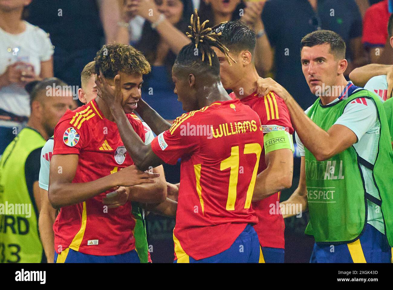 Lamine yamal celebration hi-res stock photography and images - Alamy