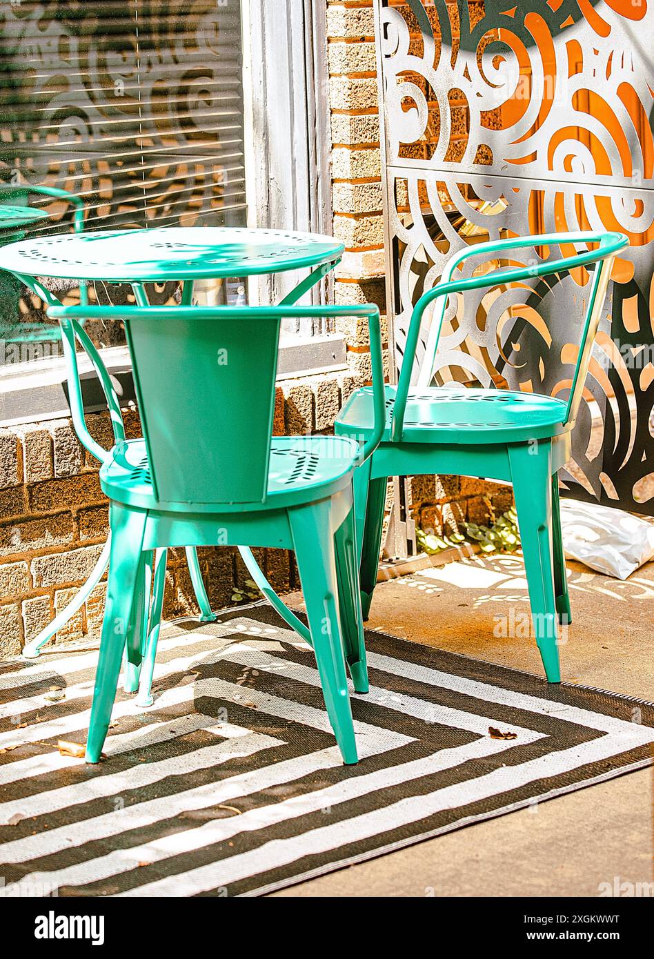 Blue garden furniture hi res stock photography and images Alamy