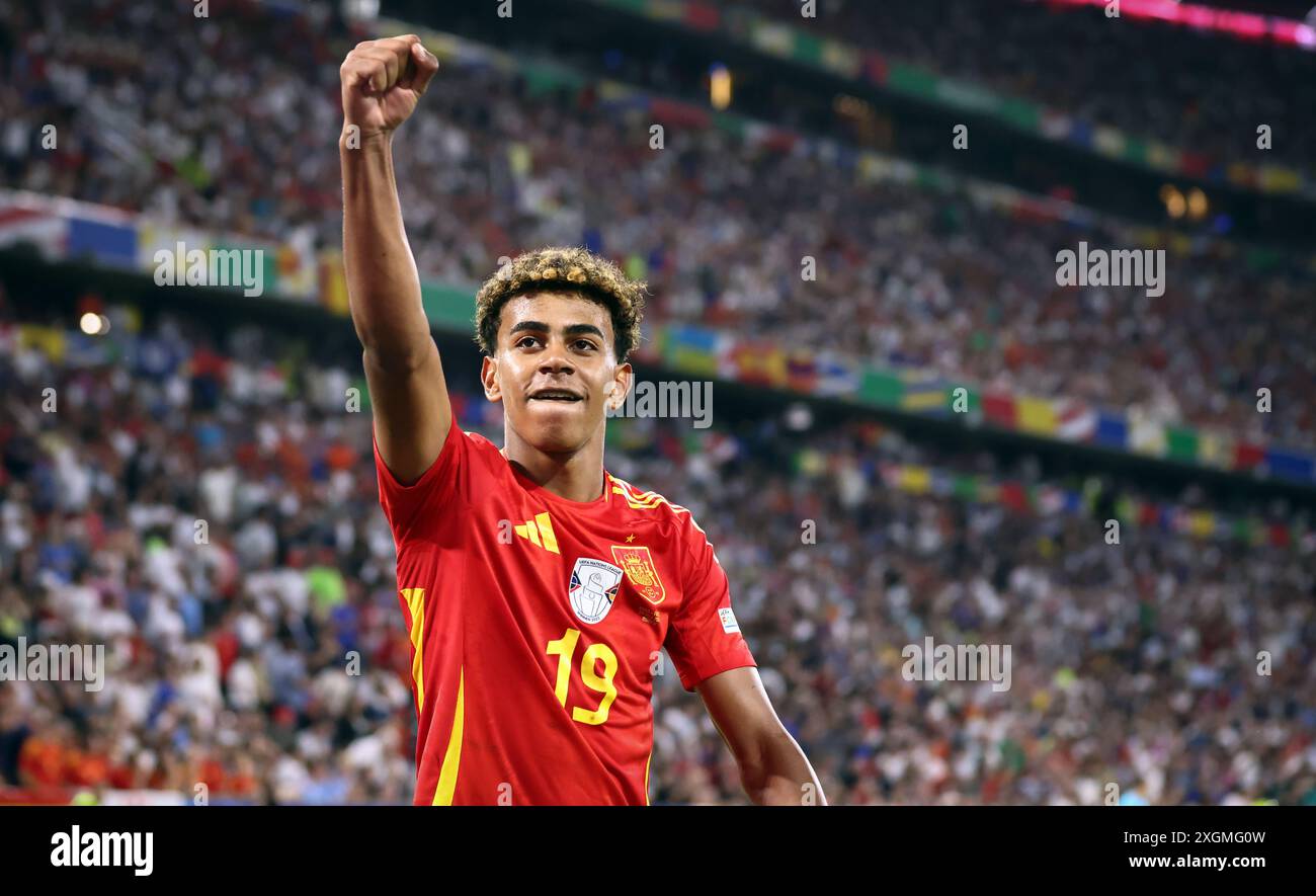 MUNICH, GERMANY - JULY 09: Lamine Yamal of Spain celebrates during the