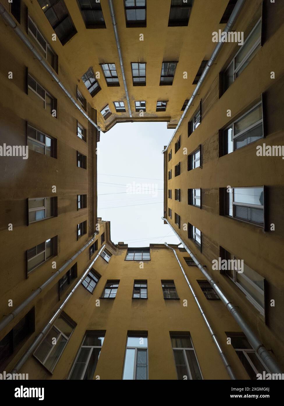 Clear view of multiple angles hi-res stock photography and images - Alamy