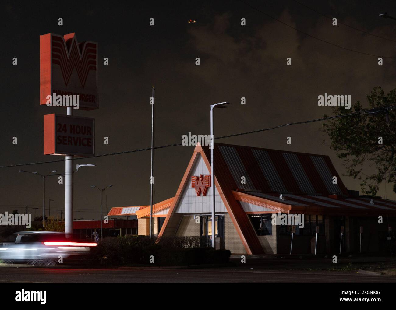 whataburger open on 4th of july