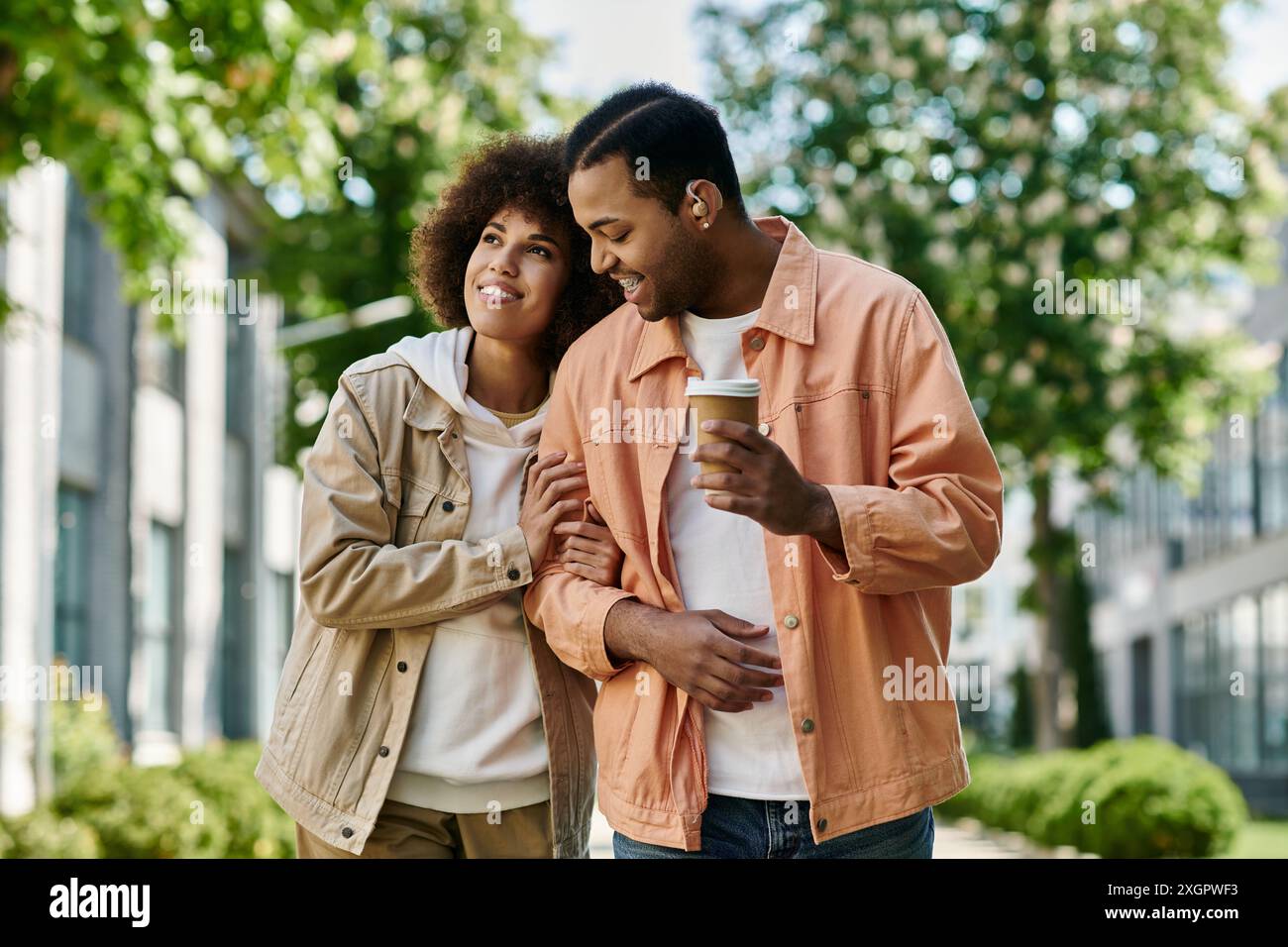 African american couple walks hi-res stock photography and images - Alamy