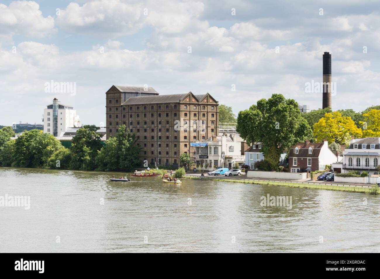 Mortlake Brewery, the former Stag Brewery, on the River Thames ...