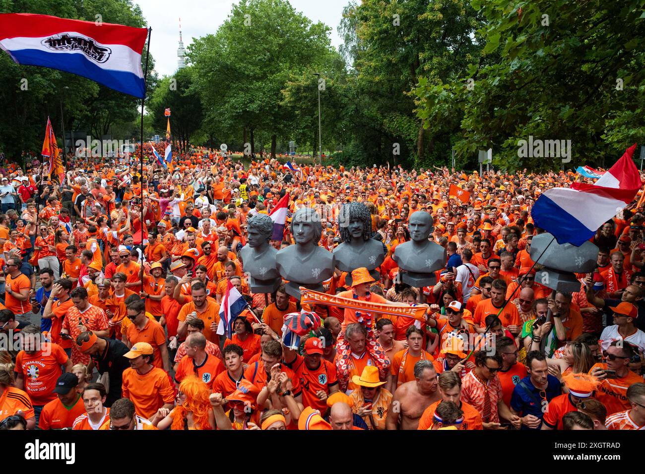 How Local Communities Are Organizing ‘Oranjegekte’ Events How Local Communities Are Organizing ‘Oranjegekte’ Events