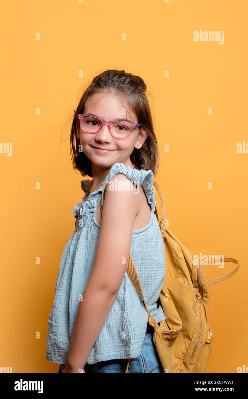 Innocent smiles hi-res stock photography and images - Alamy