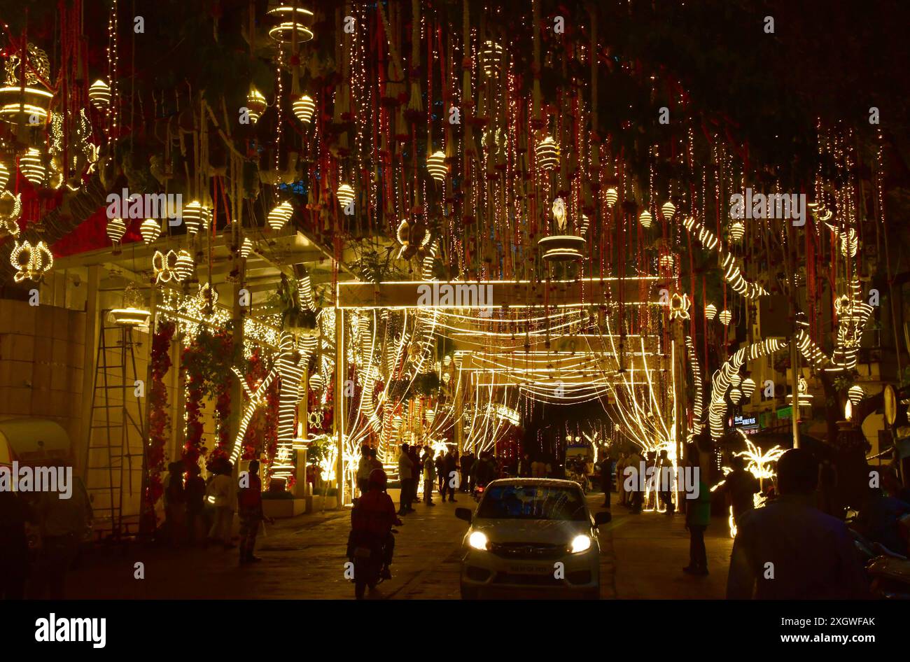 POP MART Official(Italy), image size:1300x946