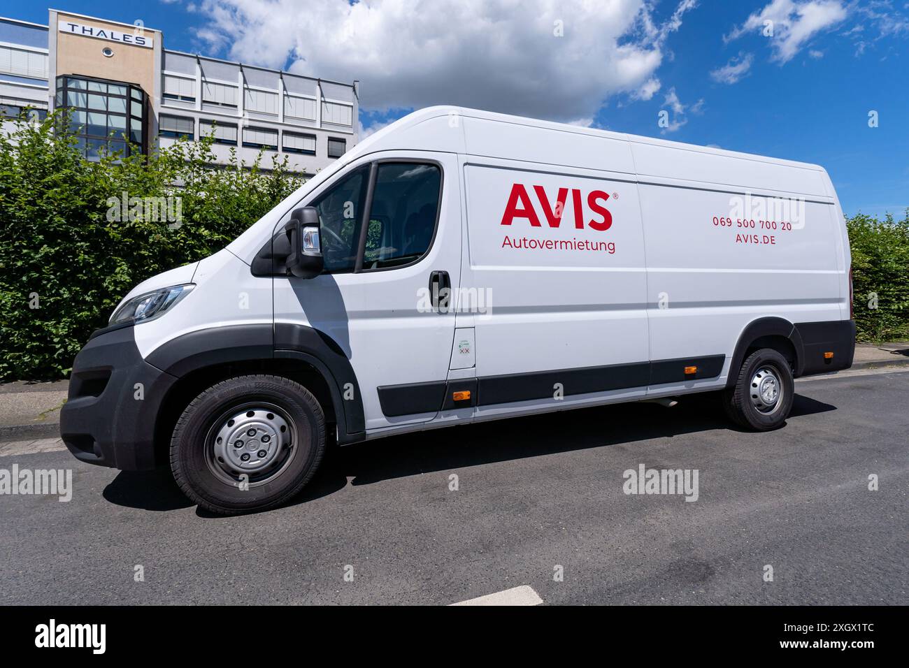 Avis Opel Movano rental van Stock Photo Alamy