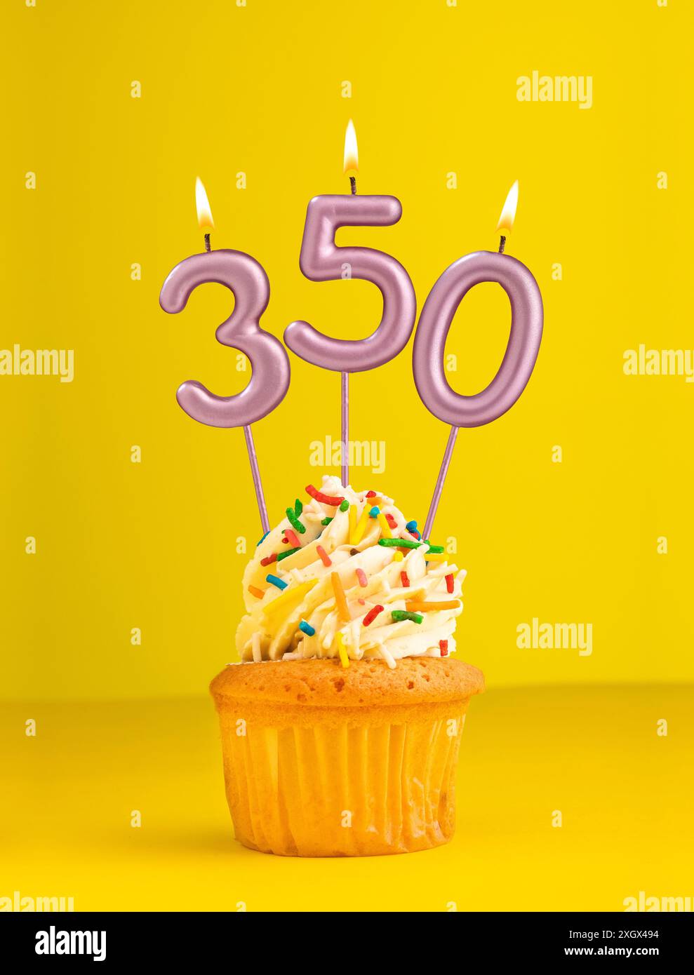Card number 350 hi-res stock photography and images - Alamy