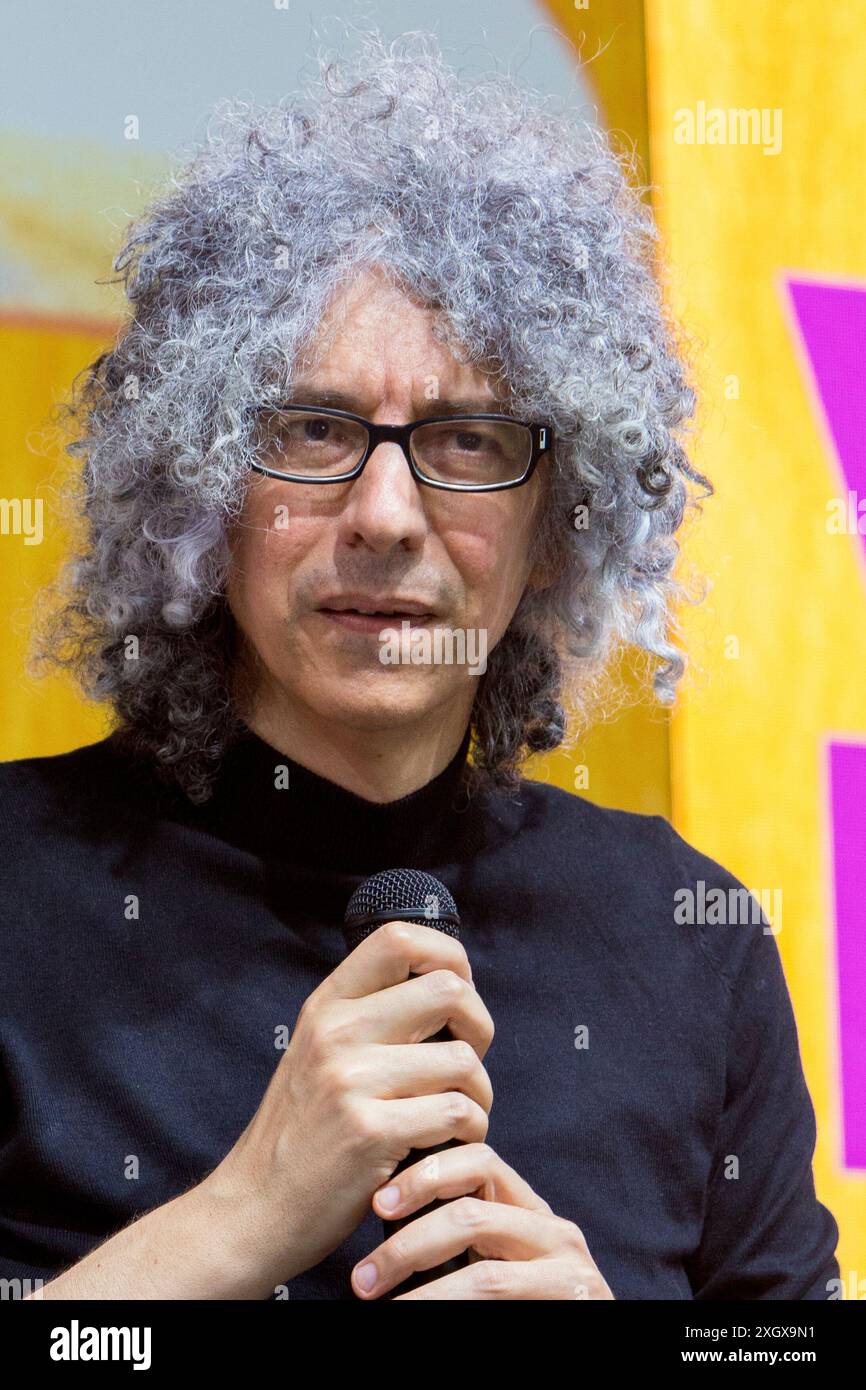 Italian pianist and composer Giovanni Allevi is guest of 2024 Turin ...