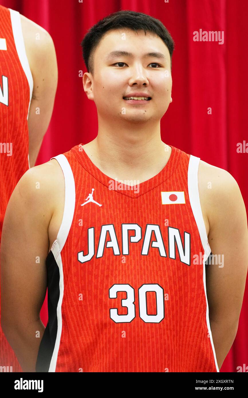 Keisei Tominaga: Scoring Big and Energizing the Crowd in B.League Premier Keisei Tominaga: Scoring Big and Energizing the Crowd in B.League Premier